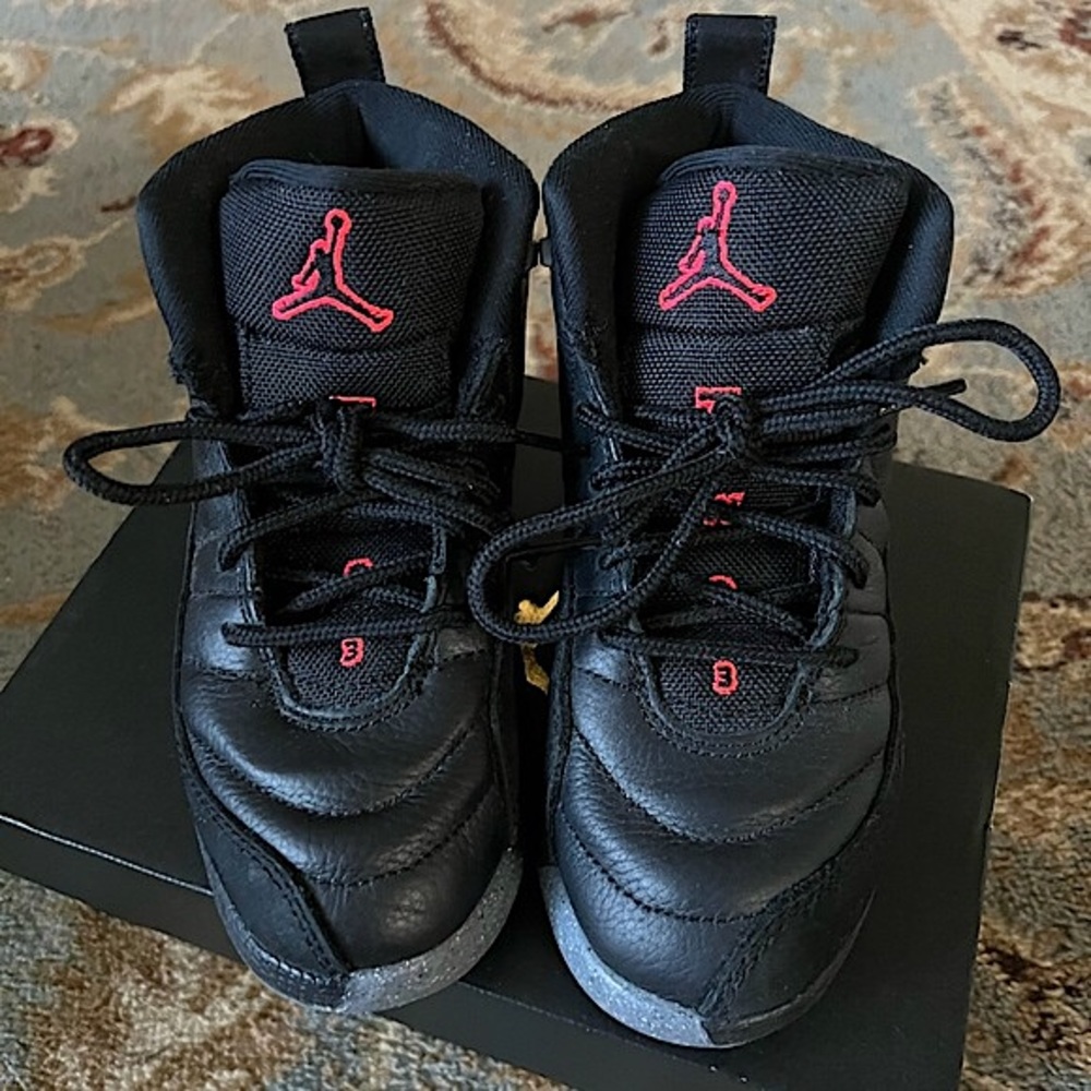 🅹🅾︎🆁🅳🅰︎🅽 12 Retro Little Kid Sneakers
